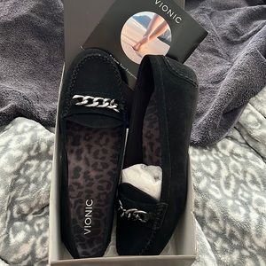 Women Vionic Shoes Black SZ 10 (US)